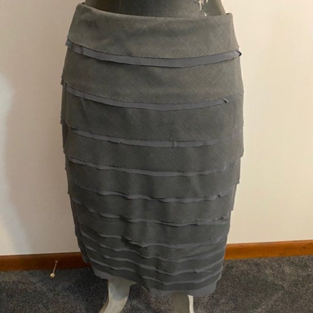 White House Black Market Gray Tiered Pencil skirt, size 12